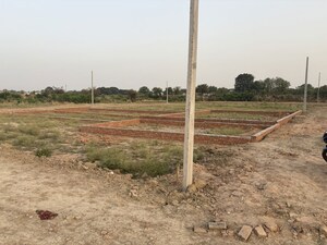  Plot For Sale in Mohansarai