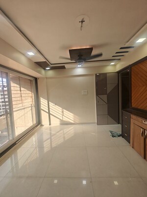 2 BHK Apartment For Rent in Tricity palacio, Seawoods
