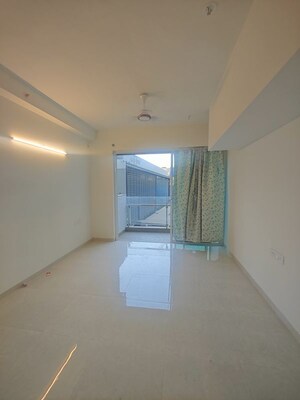 2.5 BHK Apartment For Rent in Seawoods