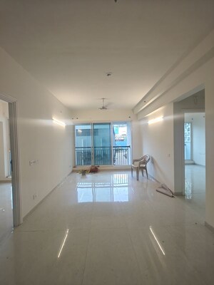 Living Room in 2.5 BHK Apartment at Seawoods – for Rent