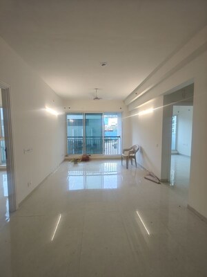 Living Room in 2.5 BHK Apartment at Seawoods – for Rent