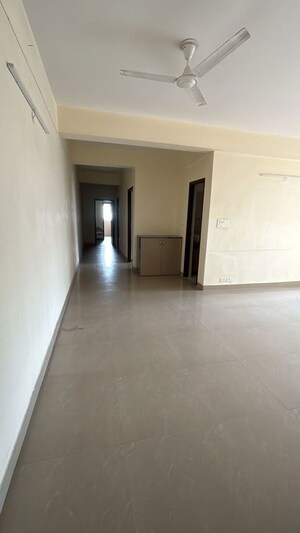 Room in 3 BHK Apartment at Ansal Height 86, Sector 86 – for Rent