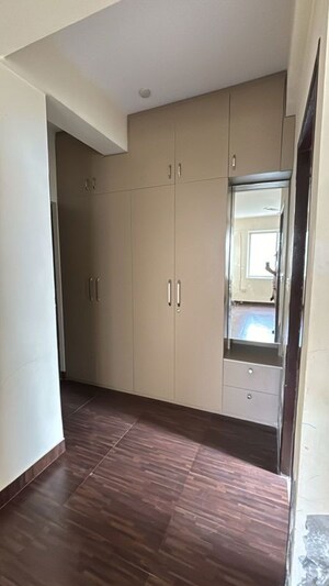 Room in 3 BHK Apartment at Ansal Height 86, Sector 86 – for Rent