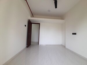 Room in 2 BHK Apartment at Unnat Nagar – for Rent