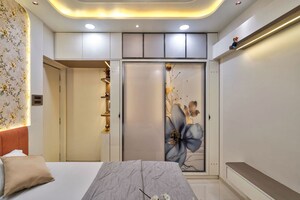 Bedroom in 2 BHK Apartment at Amanora Gold Towers, Hadapsar – for Sale