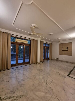 3 BHK Builder Floor For Rent in Greater Kailash ii