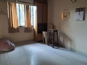 Room in 2 BHK Apartment at Kamla Airbus, Andheri East – for Rent