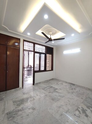 Room in 2 BHK Builder Floor at Malviya Nagar – for Sale