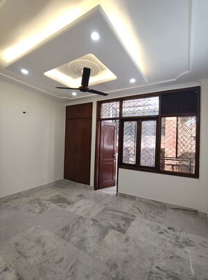 Room in 2 BHK Builder Floor at Malviya Nagar – for Sale
