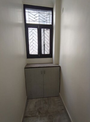 Room in 2 BHK Builder Floor at Malviya Nagar – for Sale