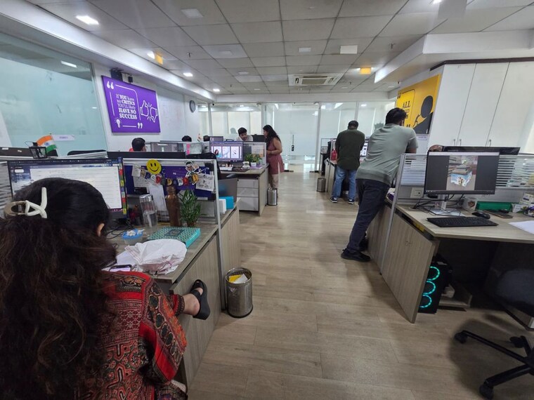  Parking, kharghar Commercial Office Space 1500 Sq.Ft. In Kharghar Navi Mumbai 10398043