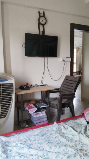 Team Area in 3 BHK Apartment at Mante Luxor, Baner – for Rent
