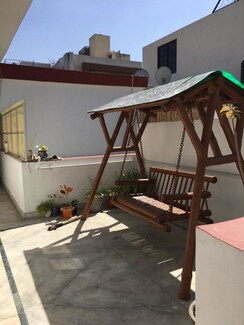 4 BHK + Study Room,Extra Room Apartment For Rent in DLF Phase I