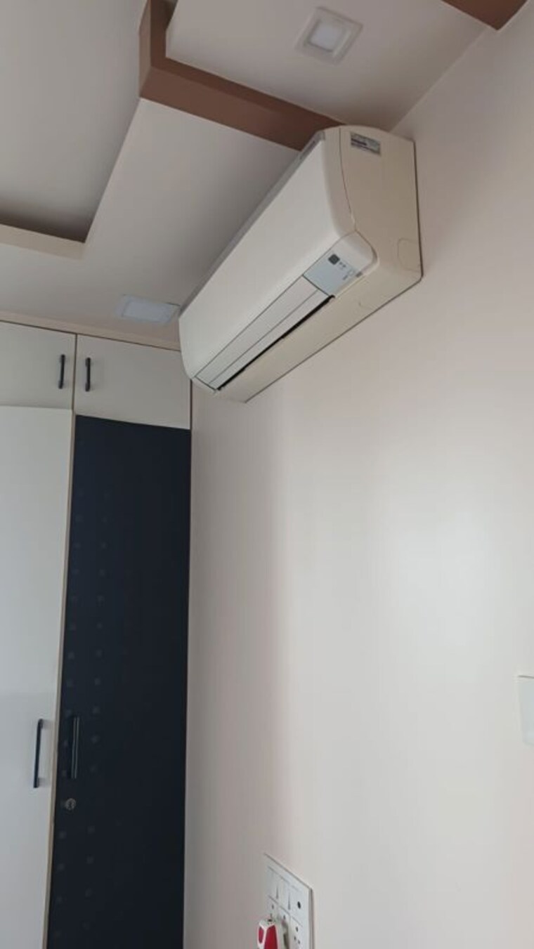 Room, kamgar putala vasahat 2 Bedroom 800 Sq.Ft. Apartment In Kamgar Putala Vasahat Pune 10398098