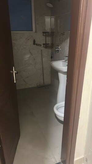 Bathroom in 3 BHK Penthouse at Motiaz Royal Citi, Ambala Highway – for Rent
