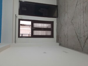Room in 2 BHK Apartment at Gaur City-2, Gaur City 2 – for Rent