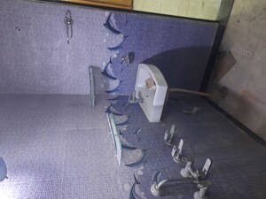 Team Area in 2 BHK Apartment at Gaur City-2, Gaur City 2 – for Rent