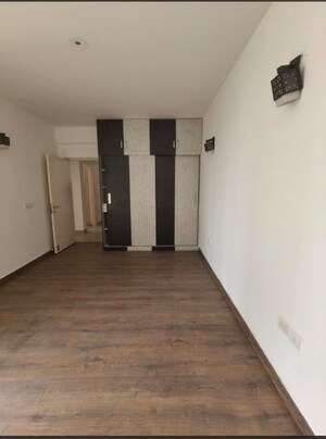 Room in 3 BHK Apartment at ATS Kocoon, Babupur Village – for Rent