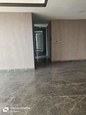 Room in 4 BHK Apartment at Lodha Trump Tower, Worli – for Sale