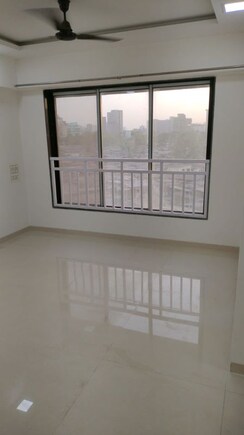 2 BHK Apartment For Rent in Crystal Armus