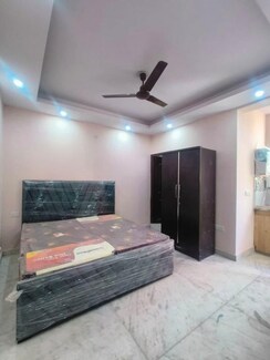 1 RkBuilder Floor For Rent in Medi City
