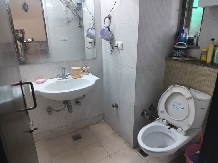 Bathroom, sector 114 3 Bedroom 1510 Sq.Ft. Apartment In Sector 114 Mohali 10387287