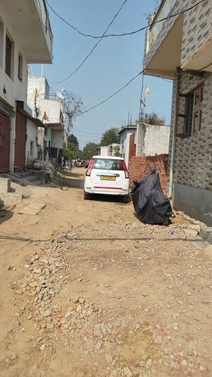   Plot at Maruti Kunj – for Sale