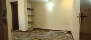 Room in 3 BHK Apartment at Vasant Kunj – for Rent