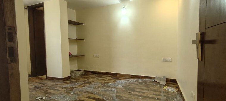 Room, vasant kunj 3 Bedroom 800 Sq.Ft. Apartment In Vasant Kunj Delhi 10398208