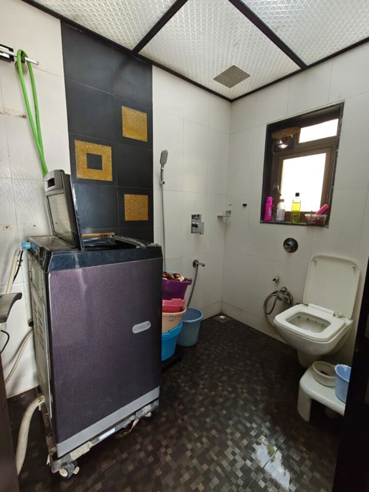 Bathroom, nellai-heights 3 Bedroom 1100 Sq.Ft. Apartment In Chembur Mumbai 10398215