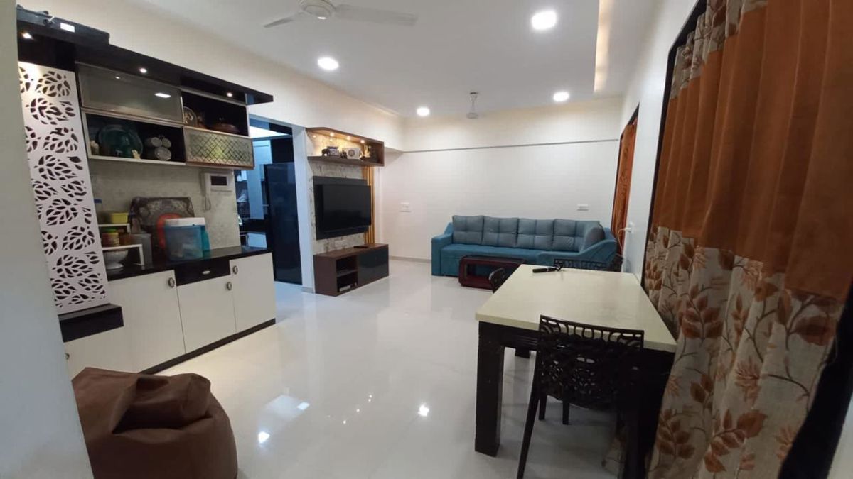 3 BHK + Extra Room,Basement,Store Room Builder Floor For Sale in Sanghvi Shells