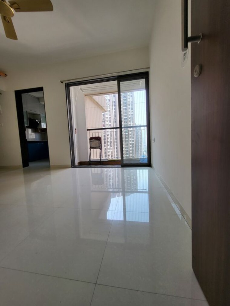 Room, mahavir-kalpavruksha 2 Bedroom 905 Sq.Ft. Apartment In Ghodbunder Road Thane 10398243