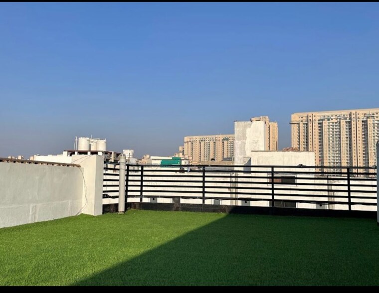 Exterior View, sector 52 2 Bedroom 3000 Sq.Ft. Builder Floor In Sector 52 Gurgaon 10398219