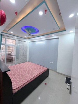 Team Area in 2 BHK Apartment at Sainik Farm – for Rent