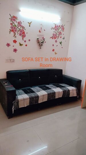 Bedroom in 2 BHK Apartment at Ajnara Homes Phase 2, Sector 16b Greater Noida – for Rent