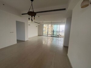 Room in 3 BHK Apartment at M3M Golf Estate, Sector 65 – for Rent