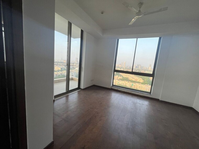 Room, m3m-golf-estate 3 Bedroom 3850 Sq.Ft. Apartment In Sector 65 Gurgaon 10398387