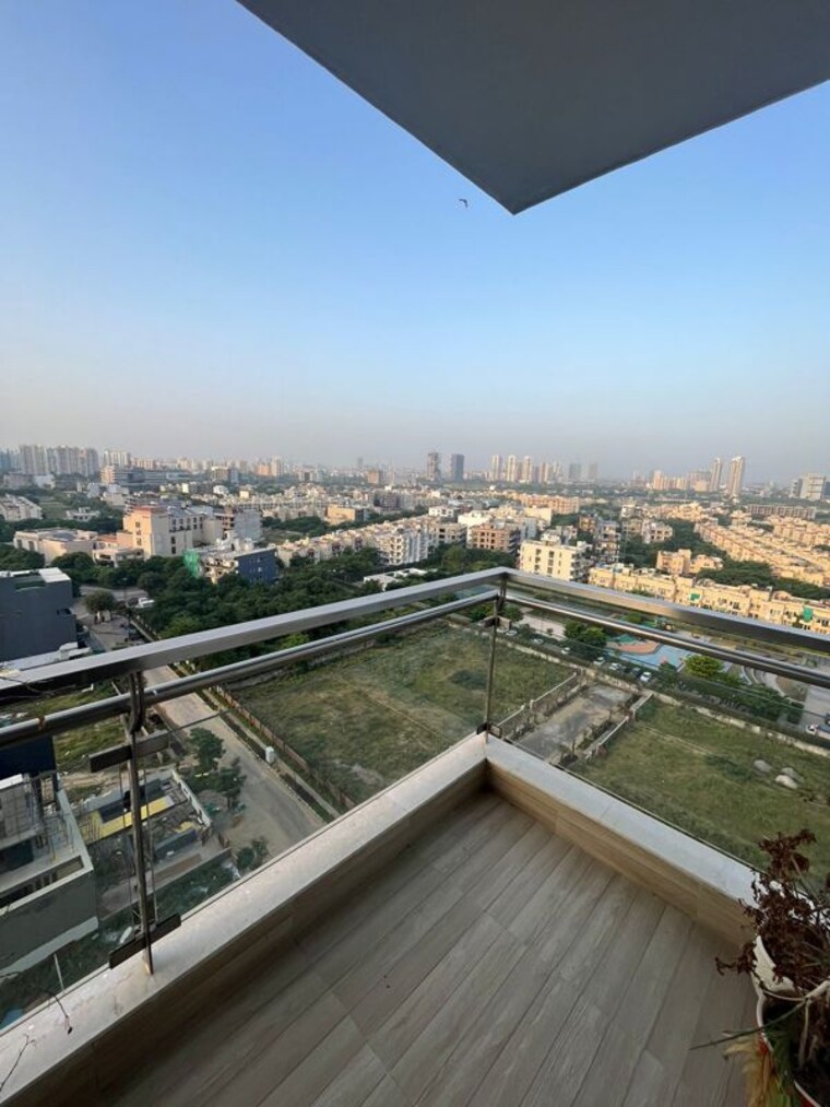 Balcony, m3m-golf-estate 3 Bedroom 3850 Sq.Ft. Apartment In Sector 65 Gurgaon 10398387