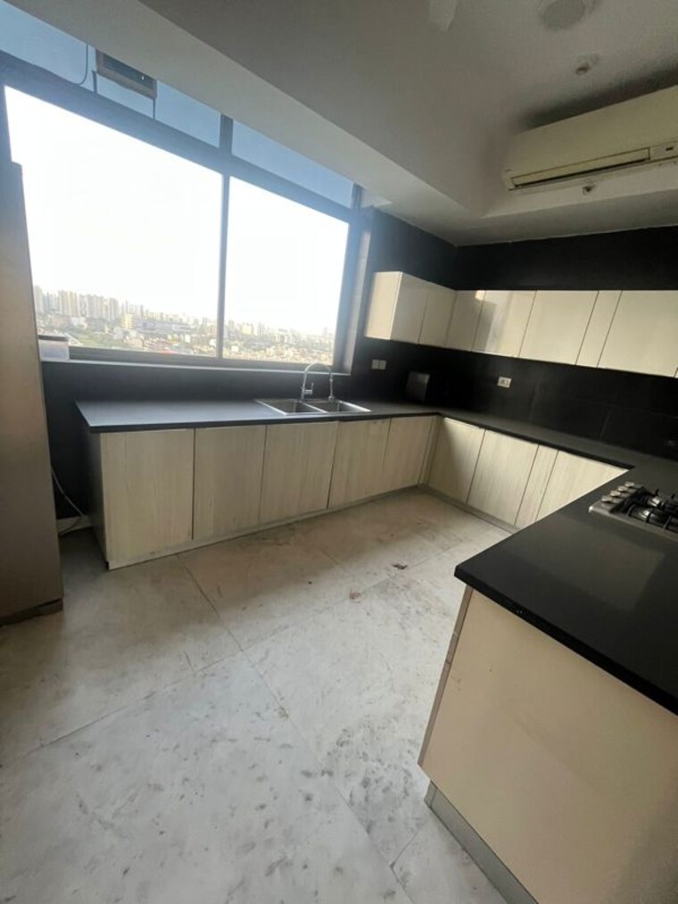 Kitchen, m3m-golf-estate 3 Bedroom 3850 Sq.Ft. Apartment In Sector 65 Gurgaon 10398387