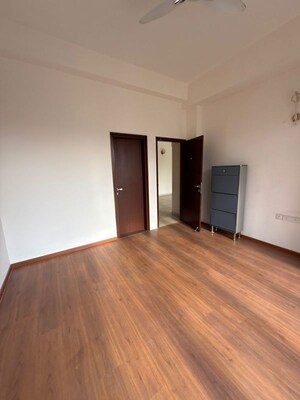 Room in 3 BHK Apartment at Adani Samsara, Sector 60 – for Rent