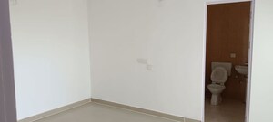 Room in 2 BHK Apartment at Proview Officer City, Raj Nagar Extension – for Rent