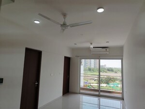 2 BHK Apartment For Rent in Shapoorji Pallonji Joyville Gurgaon, Sector 102