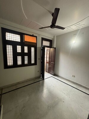 Room in 2 BHK Builder Floor at Basai Dara Pur – for Sale