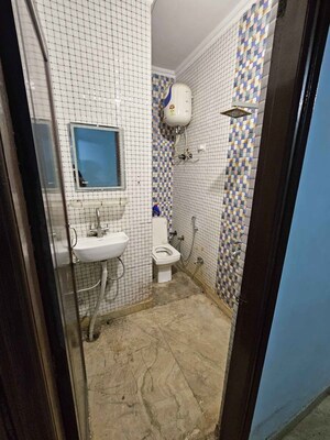 Bathroom in 1 BHK Independent House at Janakpuri – for Rent