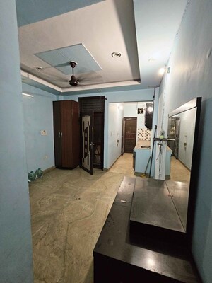 Kitchen in 1 BHK Independent House at Janakpuri – for Rent