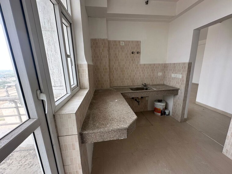 Balcony, indiabulls-centrum-park 3 Bedroom 1900 Sq.Ft. Apartment In Sector 103 Gurgaon 10398458