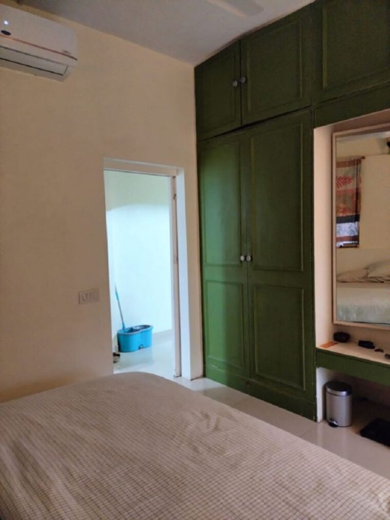 Bedroom, bandra west 1 Bedroom 500 Sq.Ft. Apartment In Bandra West Mumbai 10398468