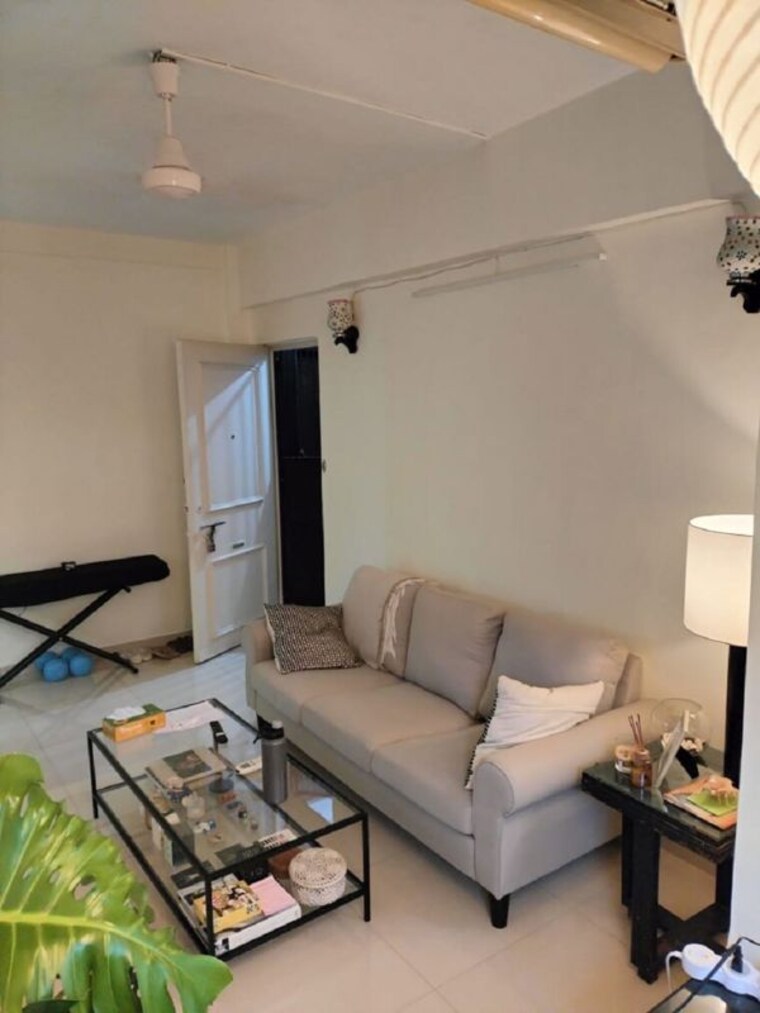 Living Room, bandra west 1 Bedroom 500 Sq.Ft. Apartment In Bandra West Mumbai 10398468