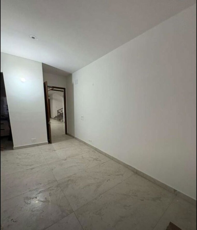 Room, malwa-escon-primera 3 Bedroom 1550 Sq.Ft. Apartment In International Airport Road Zirakpur 10398488