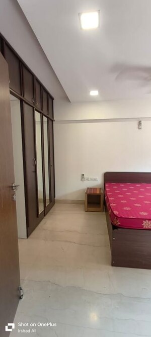 Bedroom in 2 BHK Apartment at Bandra West – for Rent